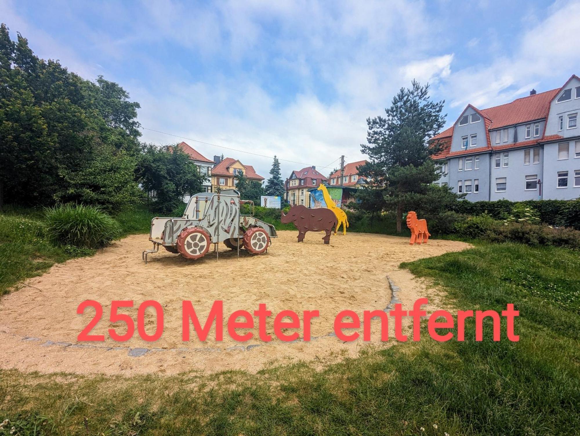 Fewo Urban Gotha-Apartment Ekhof- Am Schlosspark- Parken An Der Der Tuer- Barrierefrei, 900 Meter Zum Bahnhof - Wallbox Kültér fotó